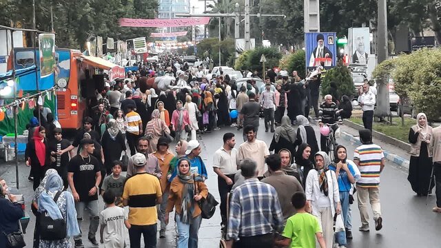 دورهمی دو کیلومتری آملی‌ها در جشن بین‌المللی غدیر