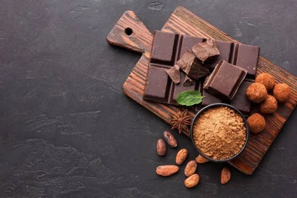 آیا شکلات انرژی‌زا است؟ تاثیر شکلات بر فعالیت روزانه شما