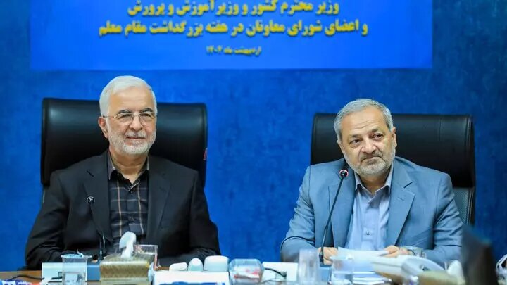مومنی: توسعه فضاهای آموزشی از شاخص های ارزیابی استانداران است - خبرگزاری فیلوپ | اخبار ایران و جهان